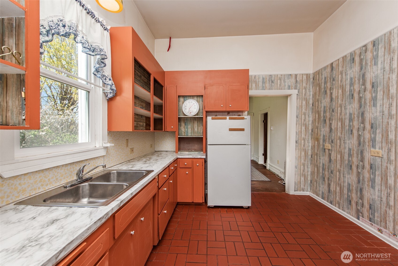 318 W 8th Street Port Angeles WA 98362