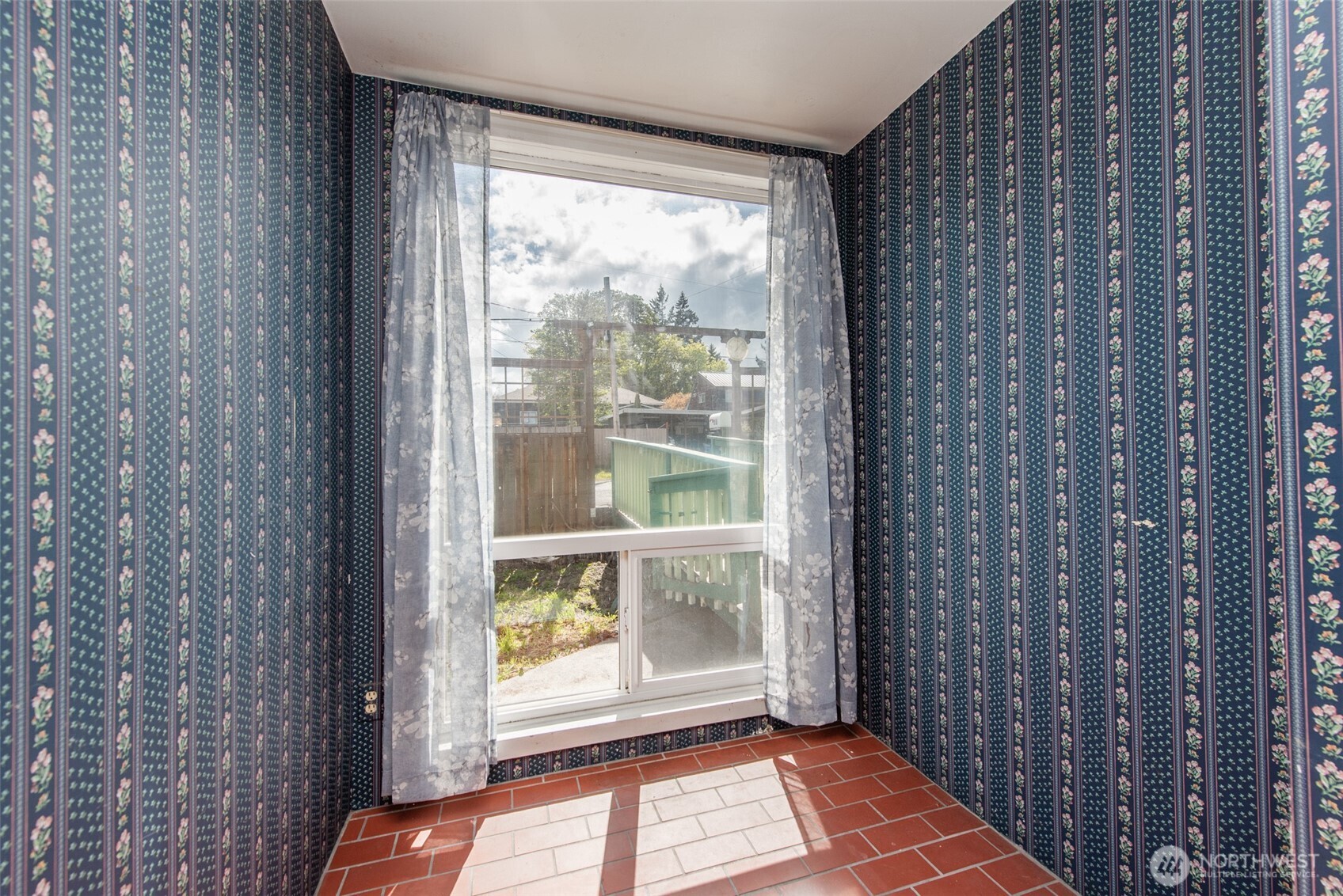 318 W 8th Street Port Angeles WA 98362