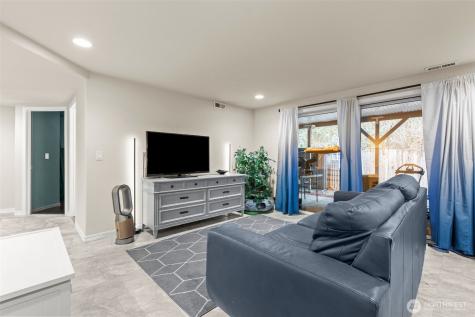 4033 120th Place SE Everett WA 98208