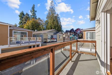 23727 80th Court W Edmonds WA 98026