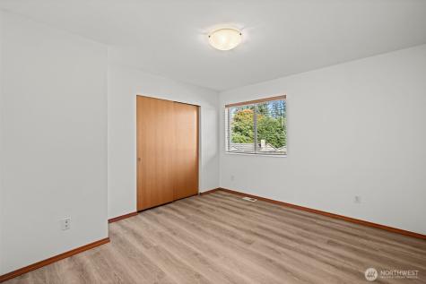 23727 80th Court W Edmonds WA 98026