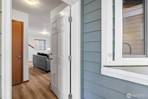 23727 80th Court W Edmonds WA 98026