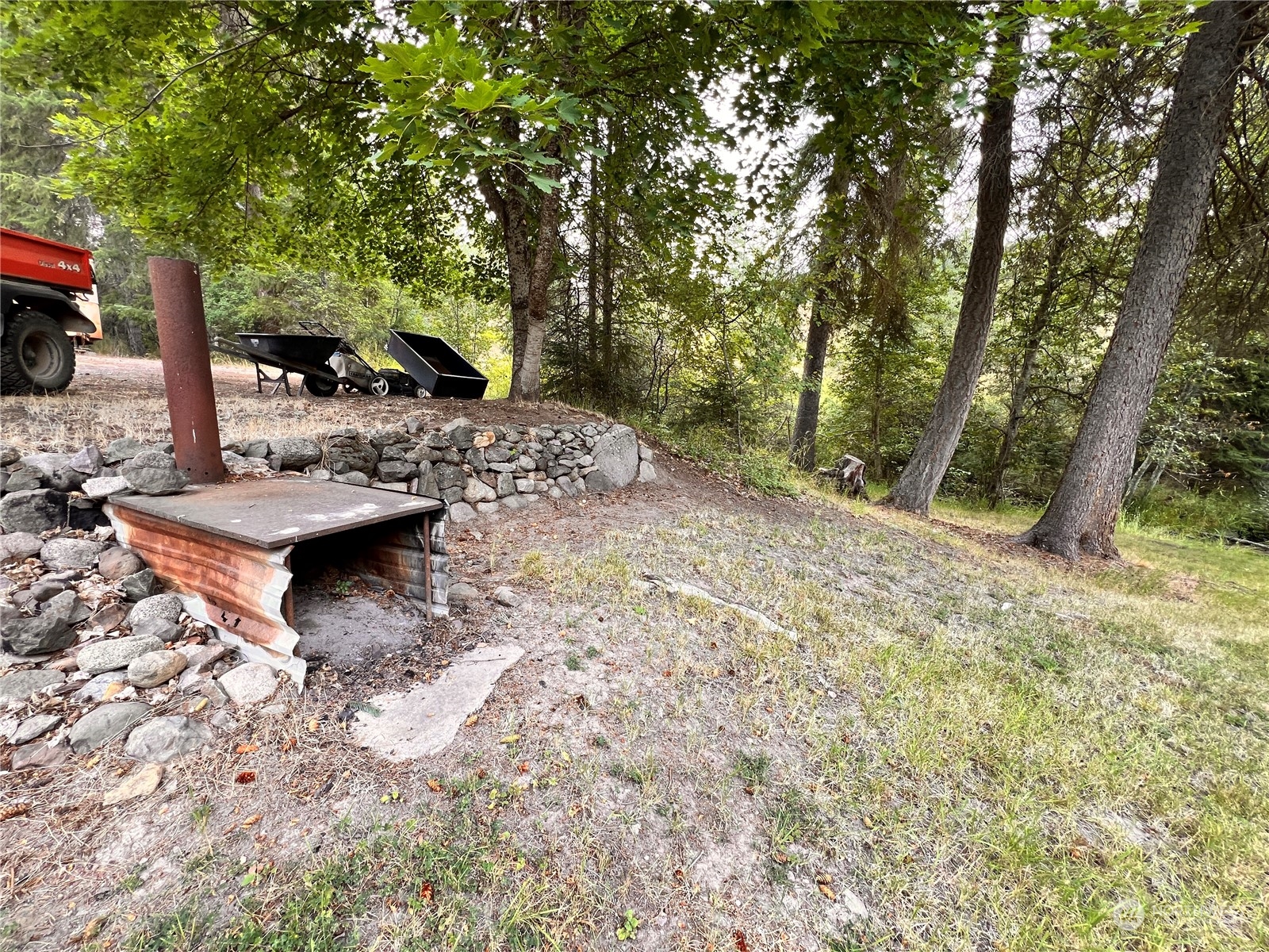 5 Vista Drive Republic WA 99166
