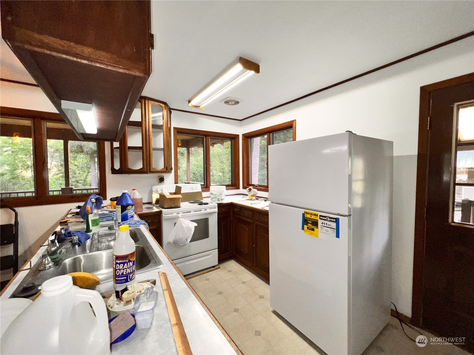 5 Vista Drive Republic WA 99166