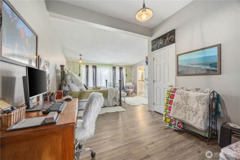 66 Lakeview Way Brewster WA 98812