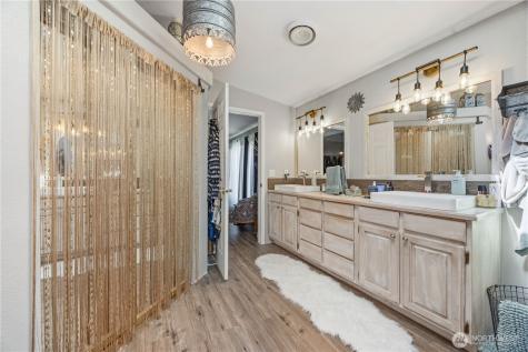 66 Lakeview Way Brewster WA 98812