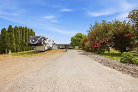 66 Lakeview Way Brewster WA 98812