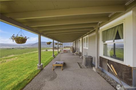 66 Lakeview Way Brewster WA 98812