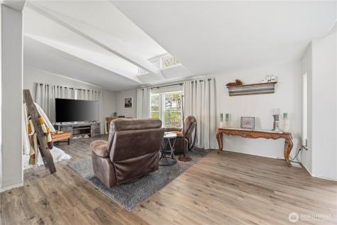 66 Lakeview Way Brewster WA 98812