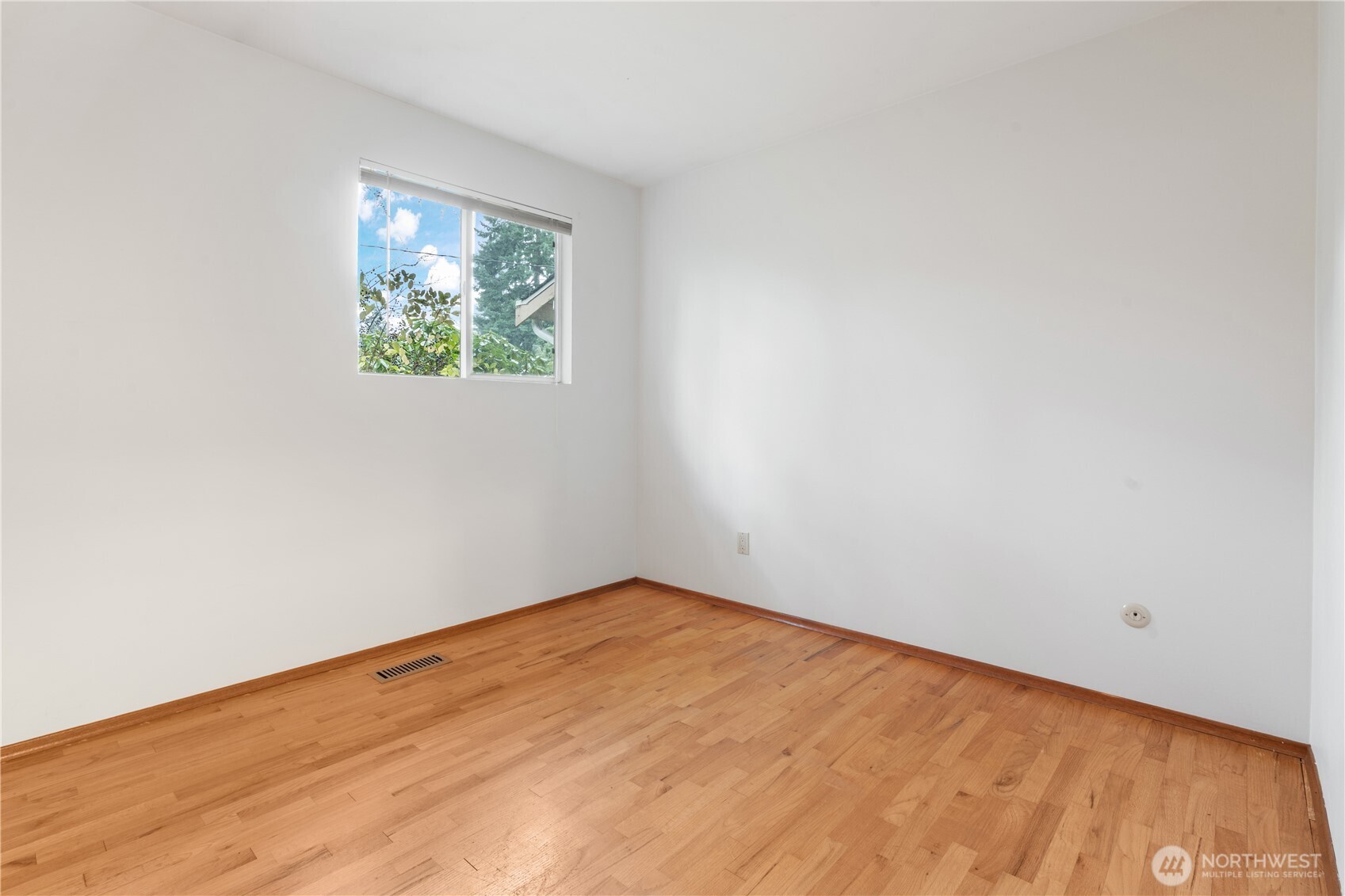 12116 SE 71st Street Newcastle WA 98056