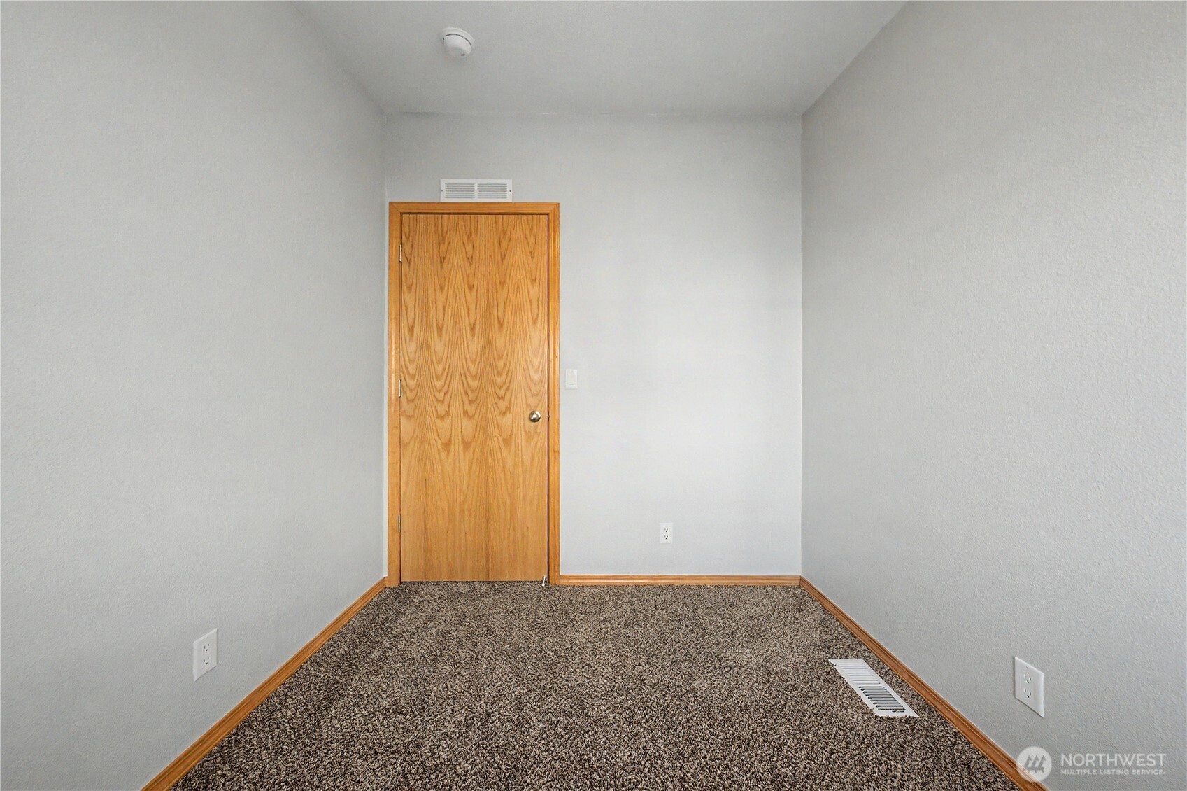 1701 E Burr Avenue Moses Lake WA 98837