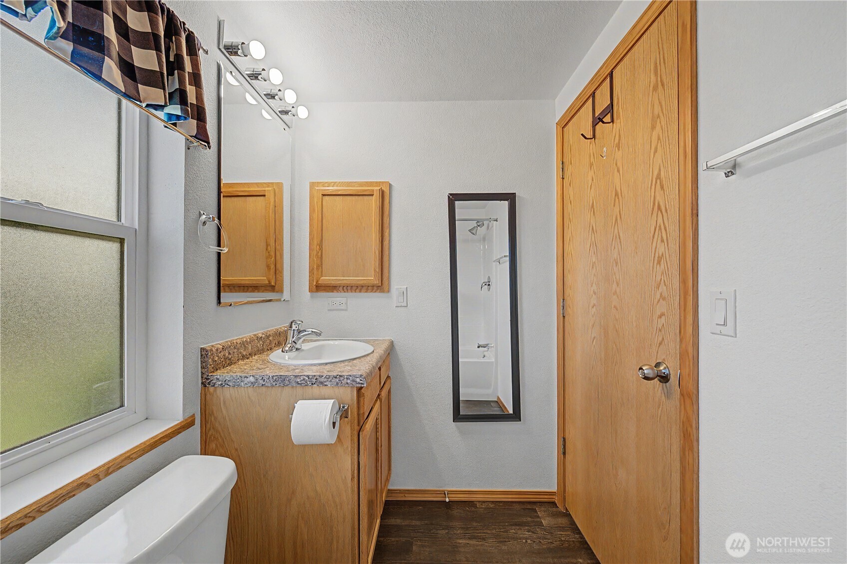 1701 E Burr Avenue Moses Lake WA 98837