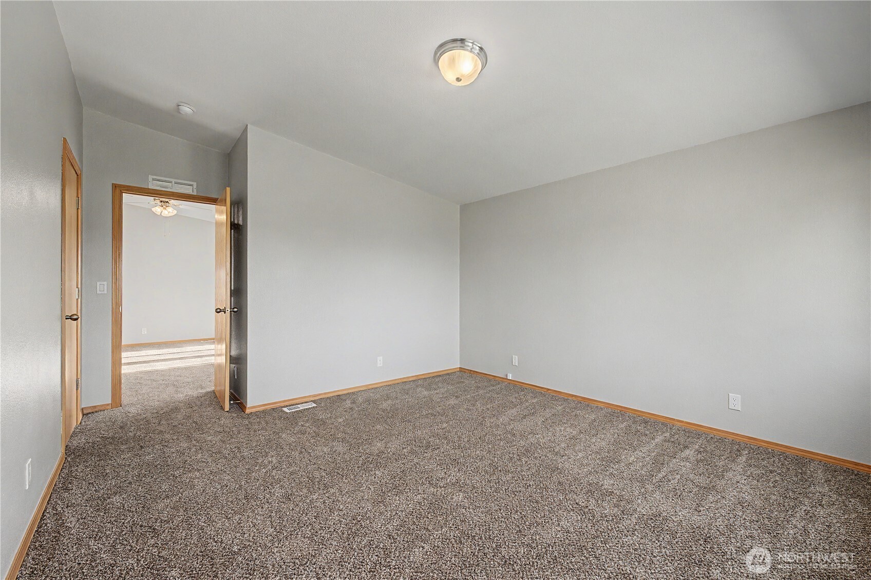 1701 E Burr Avenue Moses Lake WA 98837