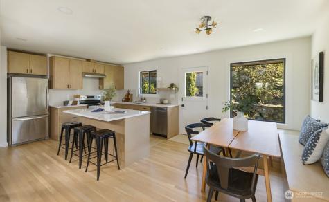 3430 39th Avenue W Seattle WA 98199