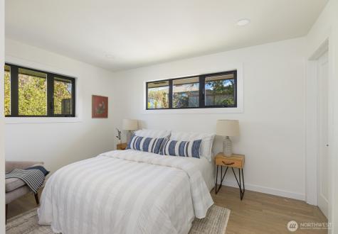 3430 39th Avenue W Seattle WA 98199