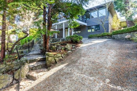 3430 39th Avenue W Seattle WA 98199