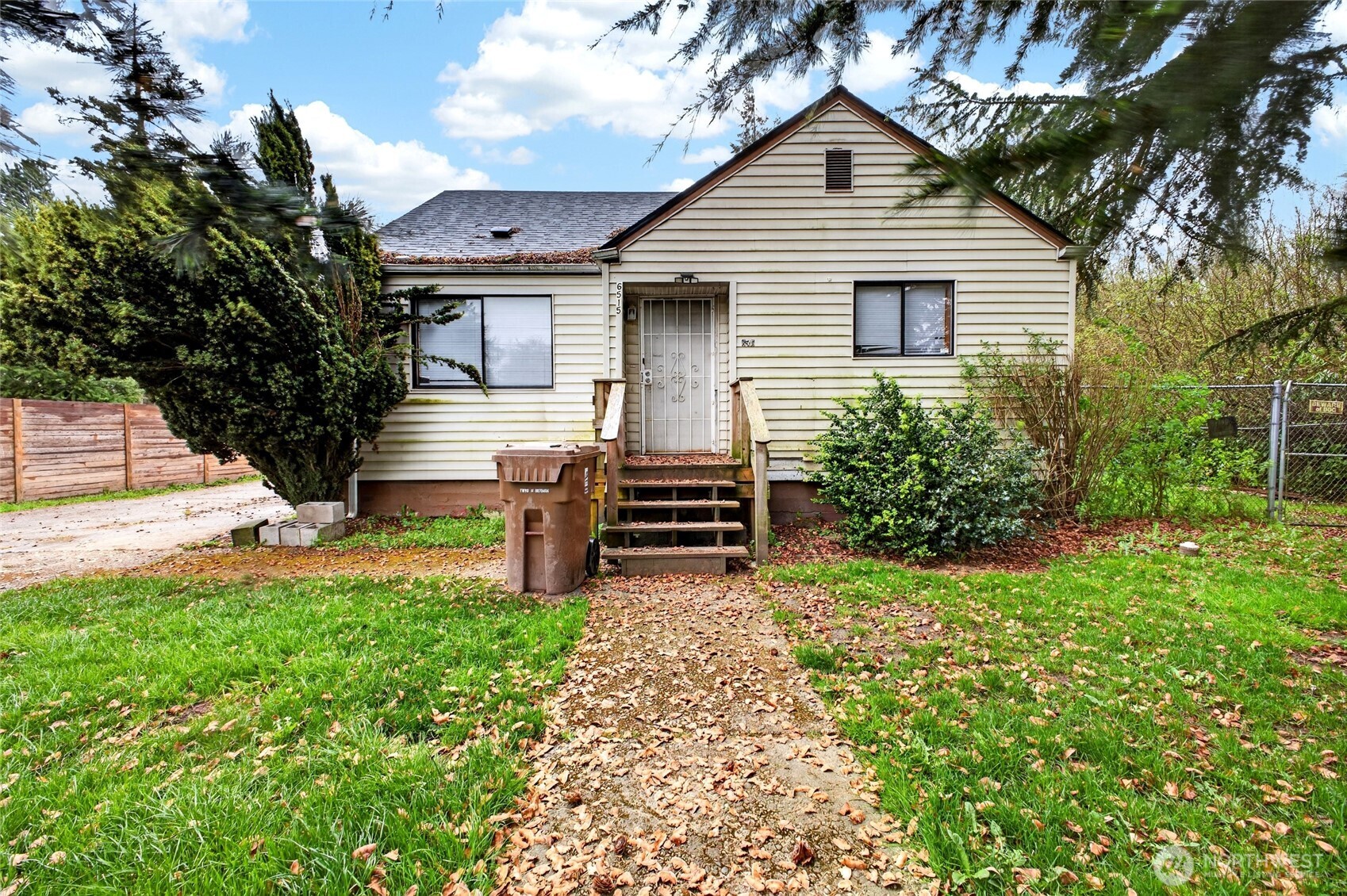 6515 E E Street Tacoma WA 98404