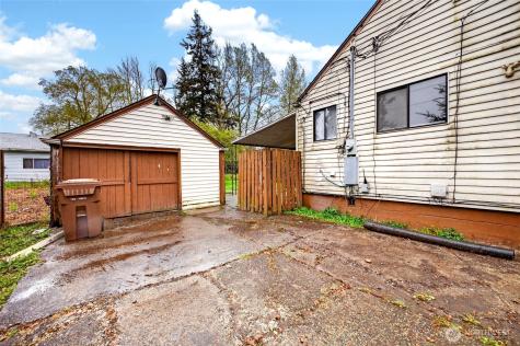 6515 E E Street Tacoma WA 98404