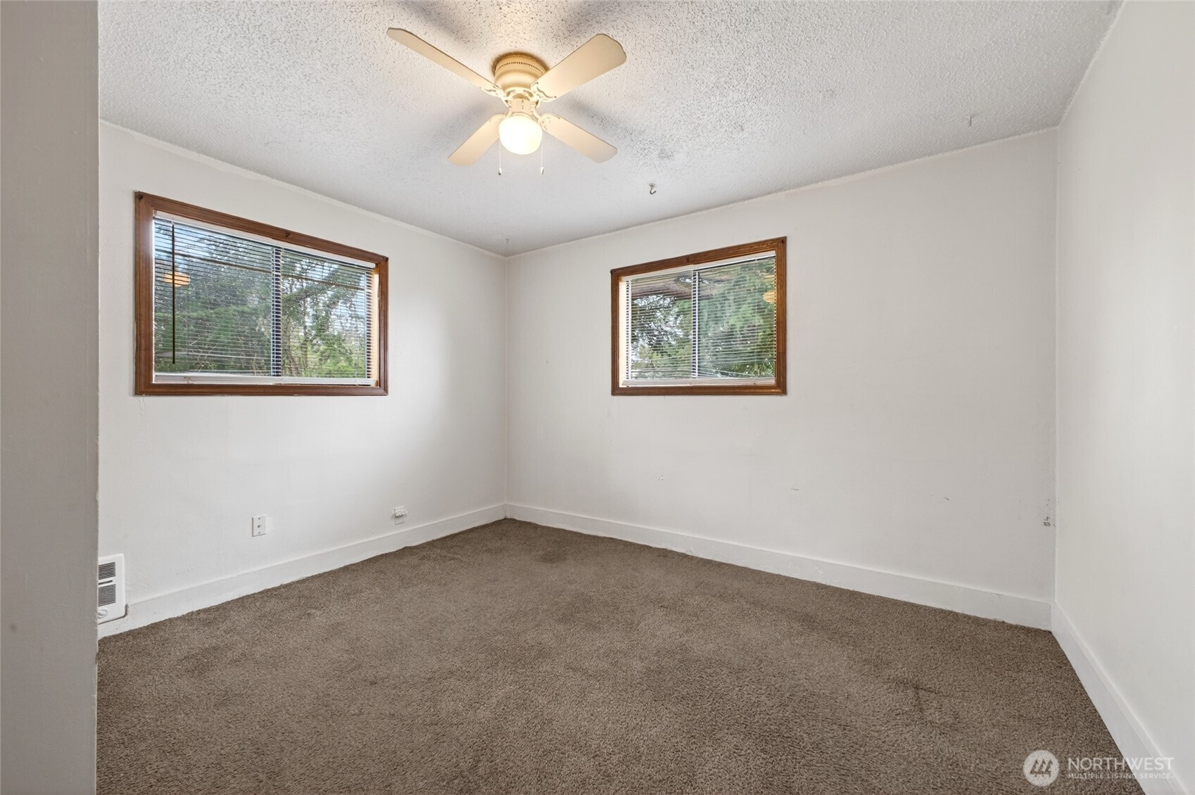 6515 E E Street Tacoma WA 98404