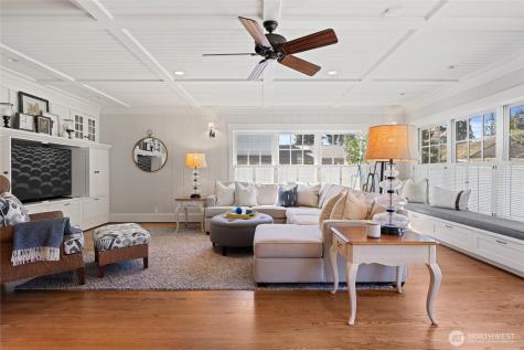 3119 108th Avenue SE Bellevue WA 98004