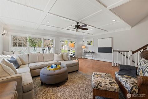 3119 108th Avenue SE Bellevue WA 98004