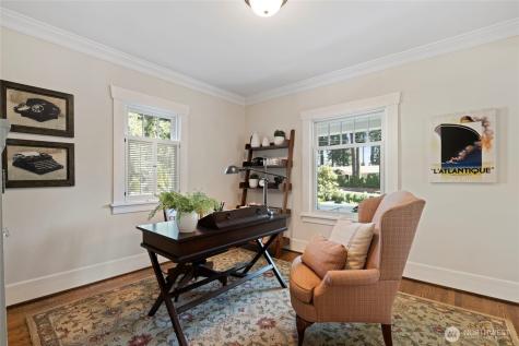 3119 108th Avenue SE Bellevue WA 98004