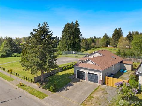 5609 138th Place NE Marysville WA 98271