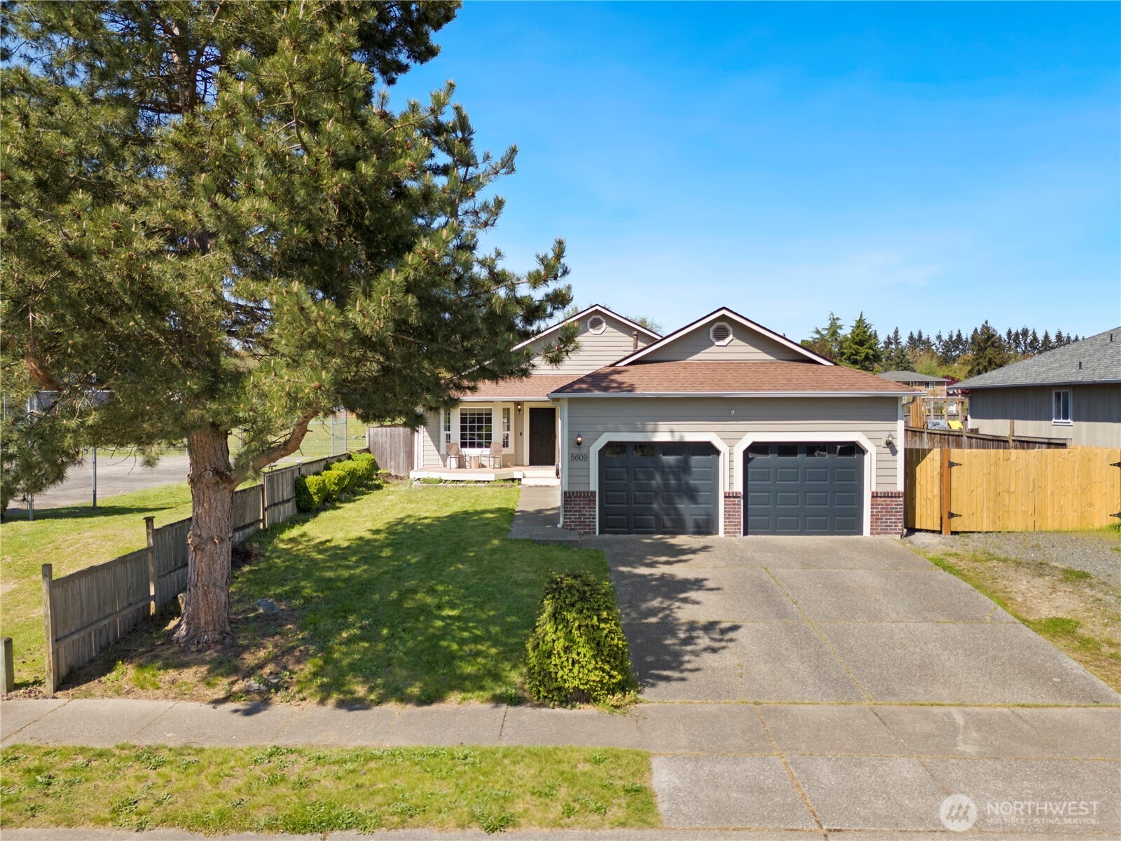 5609 138th Place NE Marysville WA 98271