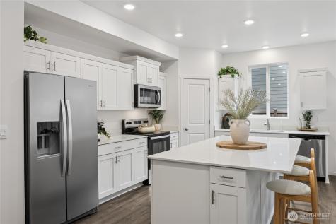 10802 188th Street E Puyallup WA 98374
