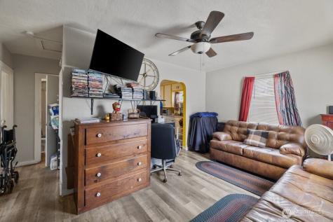 1311 W Mead Avenue Yakima WA 98902