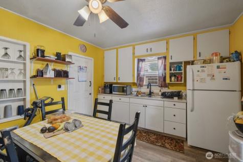 1311 W Mead Avenue Yakima WA 98902