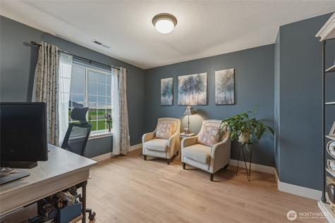 297 Morningstar Lane Touchet WA 99360
