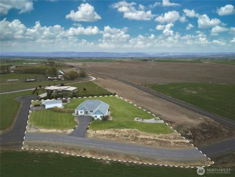 297 Morningstar Lane Touchet WA 99360