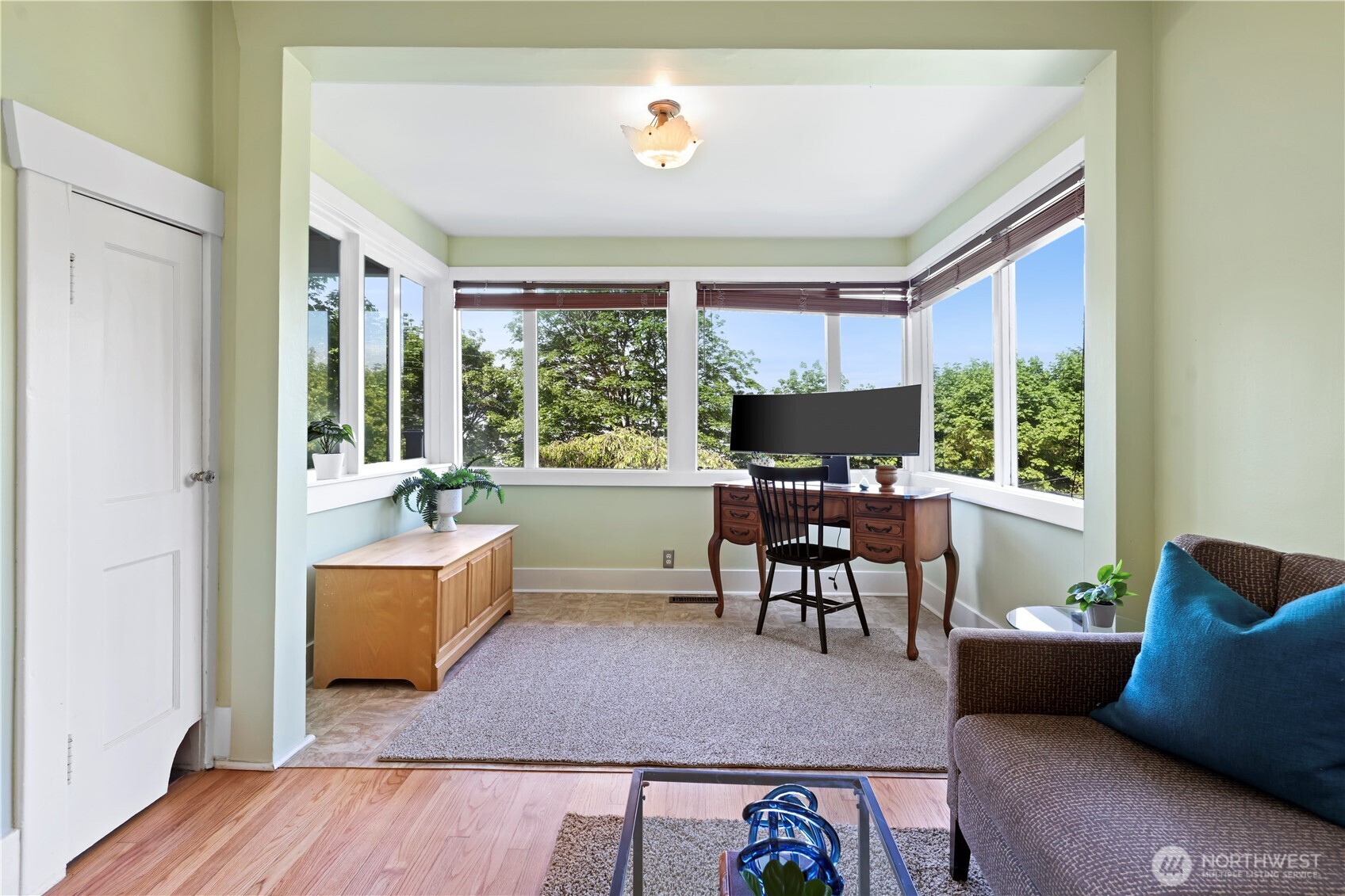 15930 Maplewild Avenue SW Burien WA 98166