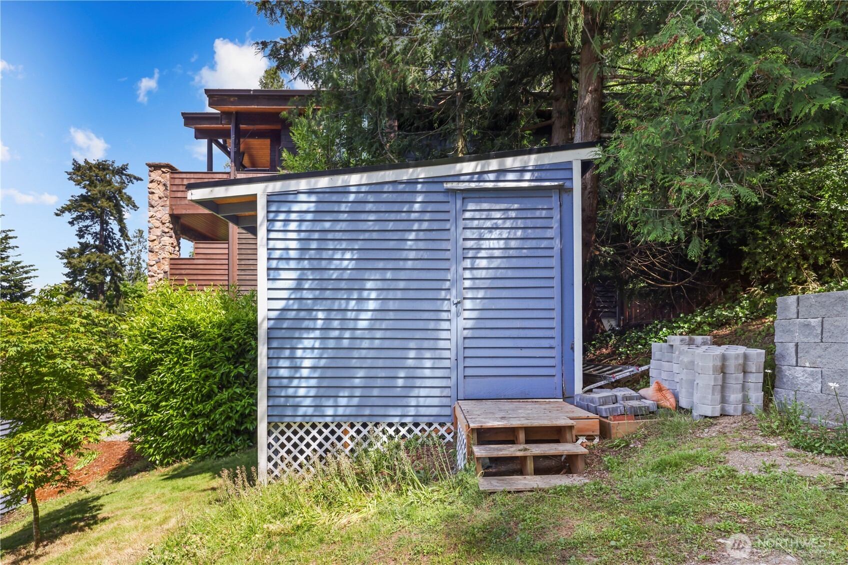 15930 Maplewild Avenue SW Burien WA 98166