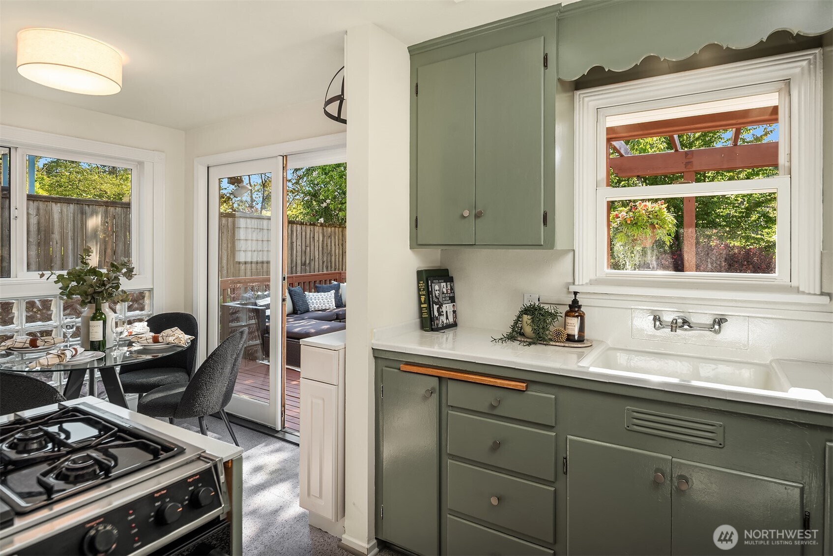 4007 49th Avenue SW Seattle WA 98116