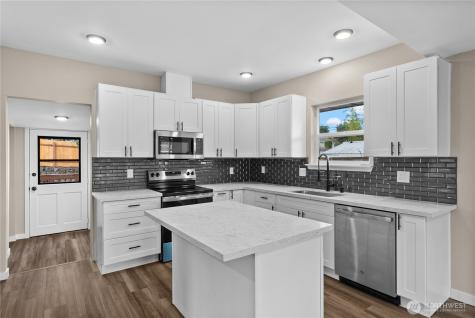 5008 N Visscher Street Tacoma WA 98407