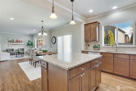 5028 40th Street NE Tacoma WA 98422