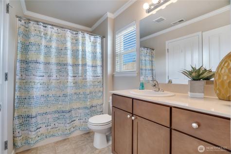 5028 40th Street NE Tacoma WA 98422