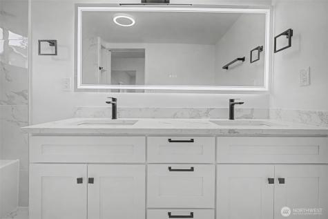 9406 Glencove Road NW Gig Harbor WA 98329