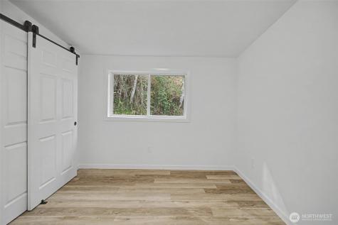9406 Glencove Road NW Gig Harbor WA 98329