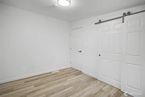 9406 Glencove Road NW Gig Harbor WA 98329