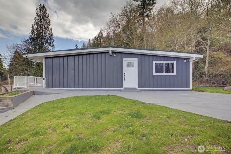 9406 Glencove Road NW Gig Harbor WA 98329