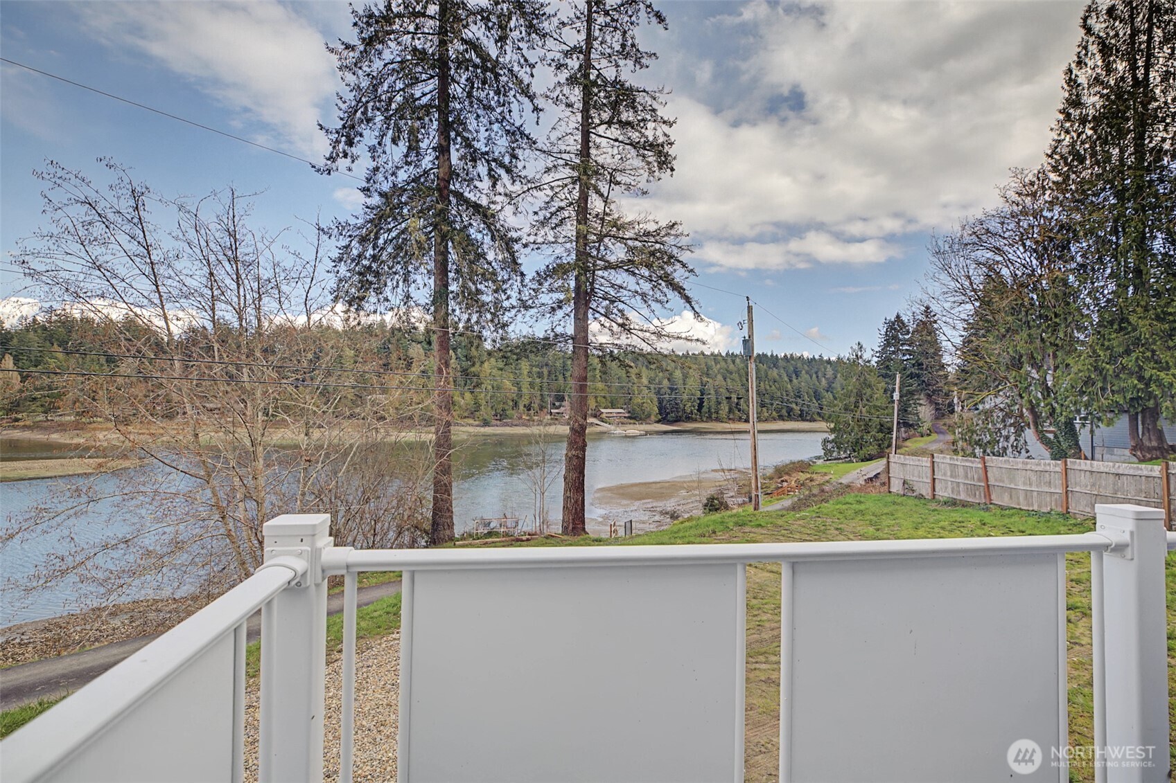 9406 Glencove Road NW Gig Harbor WA 98329