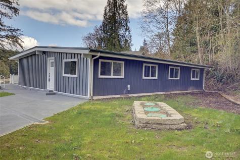 9406 Glencove Road NW Gig Harbor WA 98329