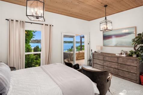 8097 W Mercer Way Mercer Island WA 98040