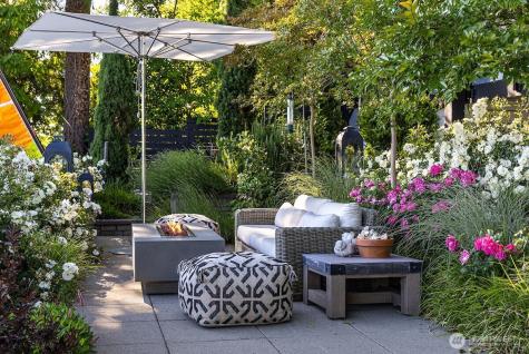 8097 W Mercer Way Mercer Island WA 98040