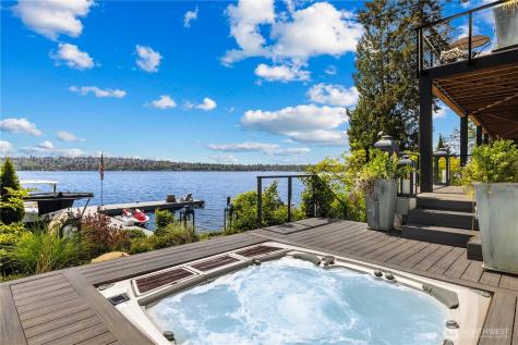 8097 W Mercer Way Mercer Island WA 98040