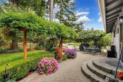 22005 SE 295th Place Black Diamond WA 98010