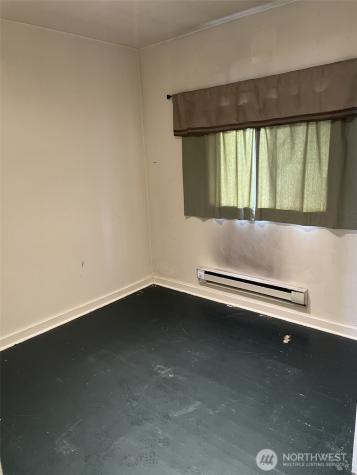 7043 17 Avenue NW Seattle WA 98117